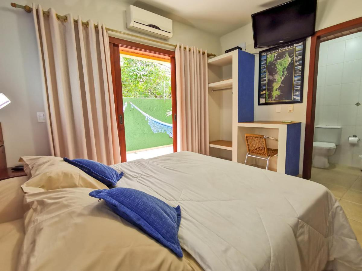 Quarto com Cama de Casal ou 2 de Solteiro
